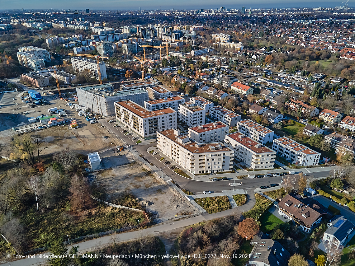 19.11.2021 - Luftbilder von der Baustelle Alexisquartier und Pandion Verde in Neuperlach